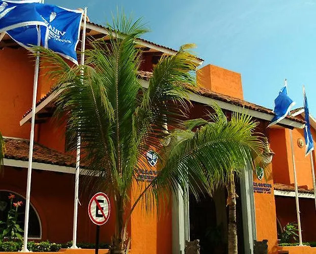 Worldmark By Wyndham Hotel Zihuatanejo