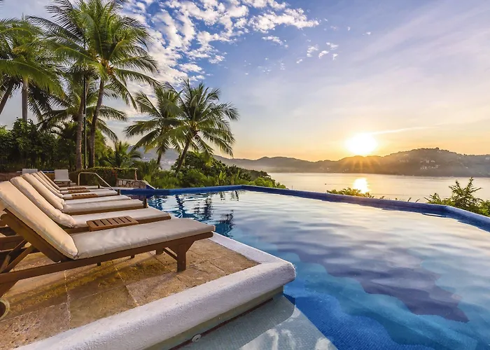 Worldmark By Wyndham Hotel Zihuatanejo